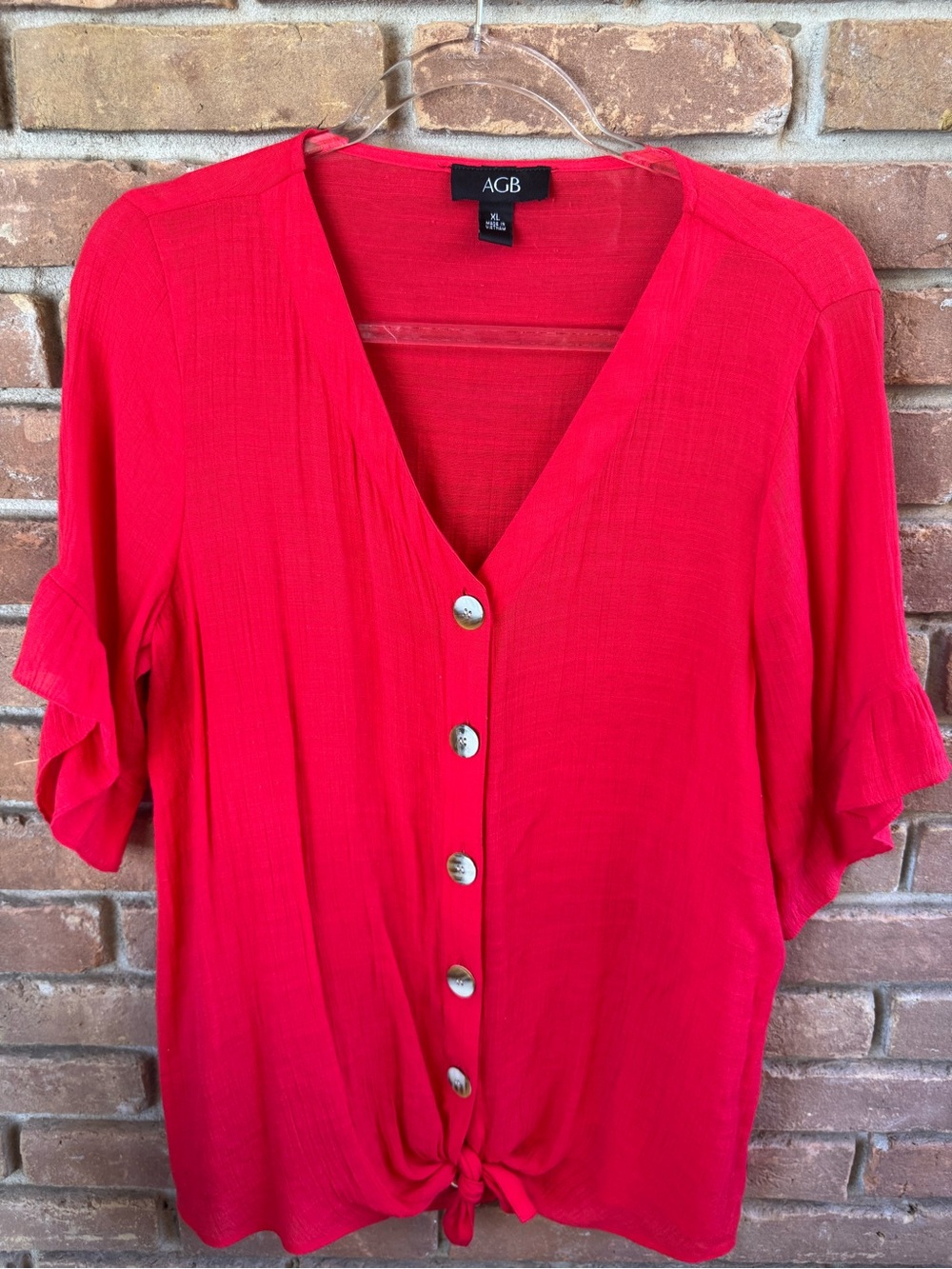 AGB Coral-Red Button Front Tie-Hem V-Neck Blouse